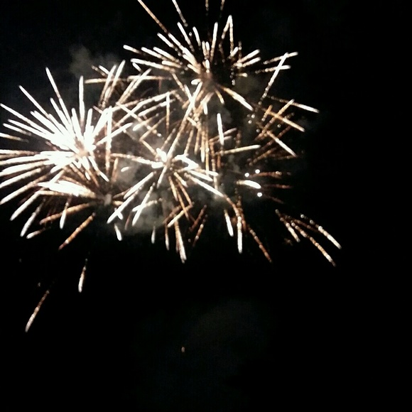 Meet your Posher, Danielle - Picture 1 of 1